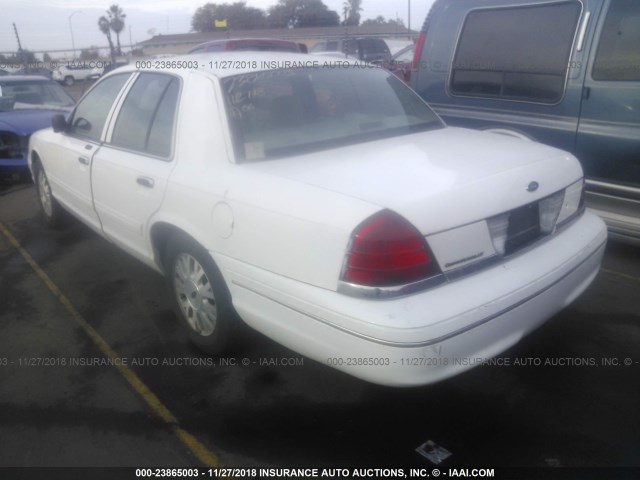 2FAFP74W44X171179 - 2004 FORD CROWN VICTORIA LX WHITE photo 3