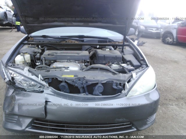 4T1BE32K85U570396 - 2005 TOYOTA CAMRY LE/XLE/SE GRAY photo 10