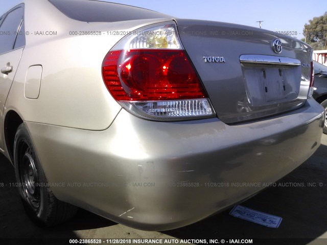 4T1BE32K35U528878 - 2005 TOYOTA CAMRY LE/XLE/SE GOLD photo 6