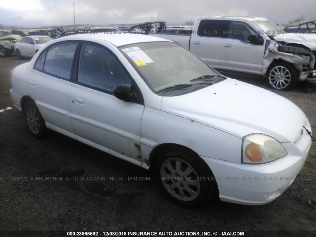 KNADC125556374452 - 2005 KIA RIO WHITE photo 6