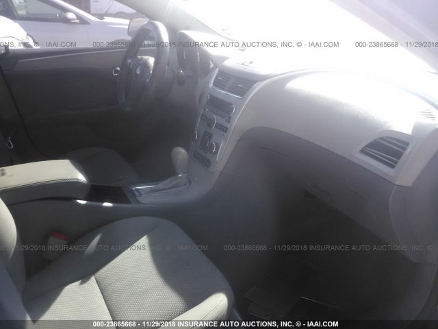 1G1ZH57B49F120505 - 2009 CHEVROLET MALIBU 1LT BLACK photo 5