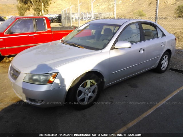 5NPEU46F16H037129 - 2006 HYUNDAI SONATA GLS/LX SILVER photo 2