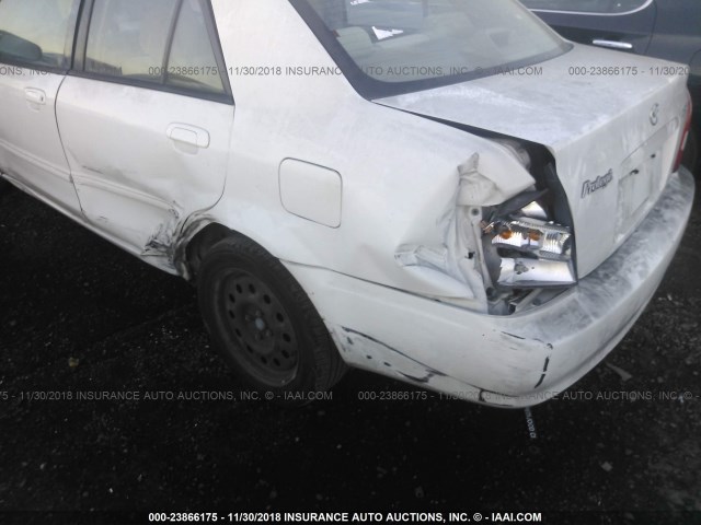 JM1BJ225720551684 - 2002 MAZDA PROTEGE DX/LX/ES WHITE photo 6