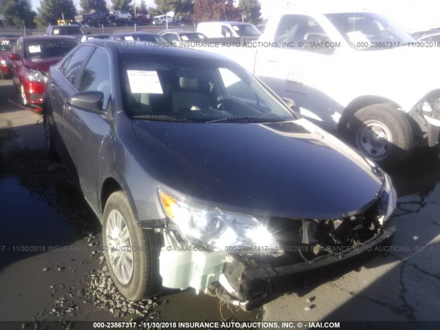 4T4BF1FK8ER398999 - 2014 TOYOTA CAMRY L/SE/LE/XLE 灰色 照片 1