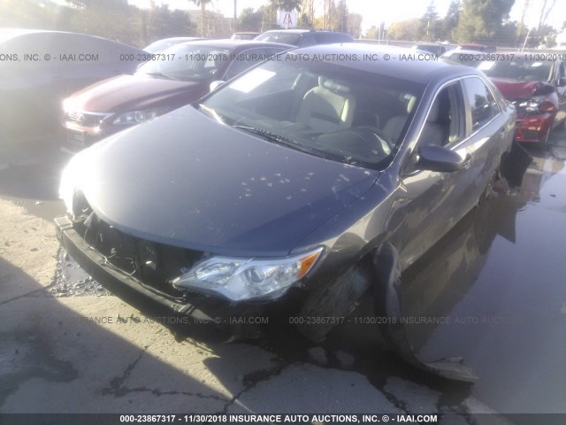 4T4BF1FK8ER398999 - 2014 TOYOTA CAMRY L/SE/LE/XLE 灰色 照片 2