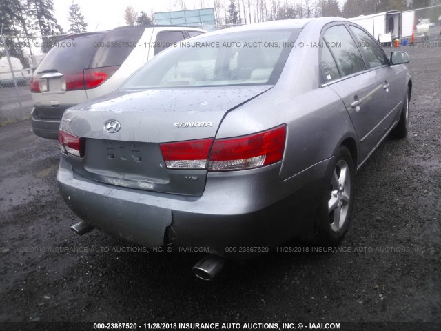 5NPEU46F37H176437 - 2007 HYUNDAI SONATA SE/LIMITED GRAY photo 4