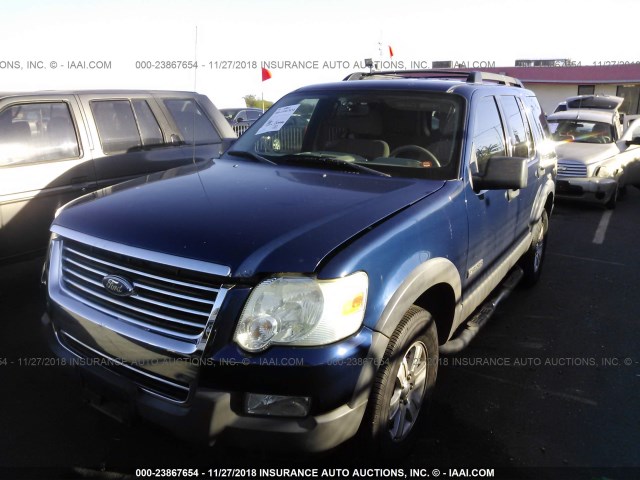 1FMEU63E66ZA01366 - 2006 FORD EXPLORER XLT BLUE photo 2