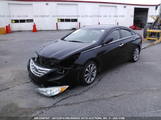 5NPEC4AB0DH646913 - 2013 HYUNDAI SONATA SE/LIMITED BLACK photo 2