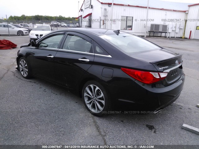 5NPEC4AB0DH646913 - 2013 HYUNDAI SONATA SE/LIMITED BLACK photo 3