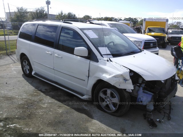 2D4RN5DX2AR125010 - 2010 DODGE GRAND CARAVAN SXT WHITE photo 1