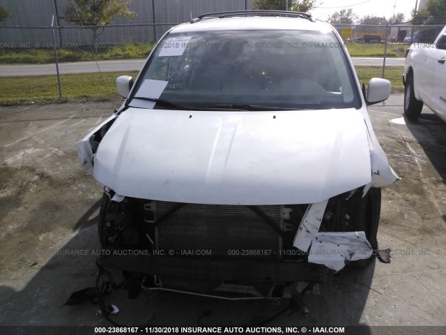 2D4RN5DX2AR125010 - 2010 DODGE GRAND CARAVAN SXT WHITE photo 6