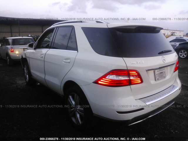 4JGDA5HB6DA180162 - 2013 MERCEDES-BENZ ML 350 4MATIC WHITE photo 3