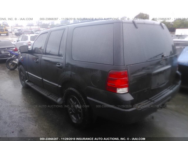 1FMRU15W14LA73828 - 2004 FORD EXPEDITION XLT BLACK photo 3