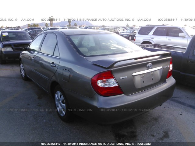 4T1BE32K34U935808 - 2004 TOYOTA CAMRY LE/XLE/SE GRAY photo 3