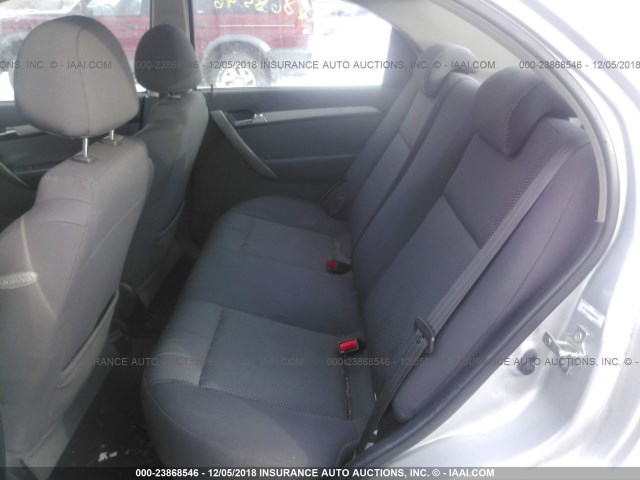 KL1TD56658B092742 - 2008 CHEVROLET AVEO LS SILVER photo 8
