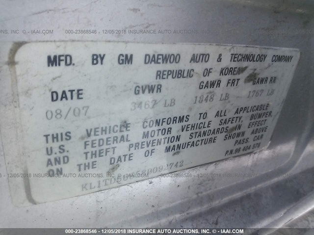 KL1TD56658B092742 - 2008 CHEVROLET AVEO LS SILVER photo 9