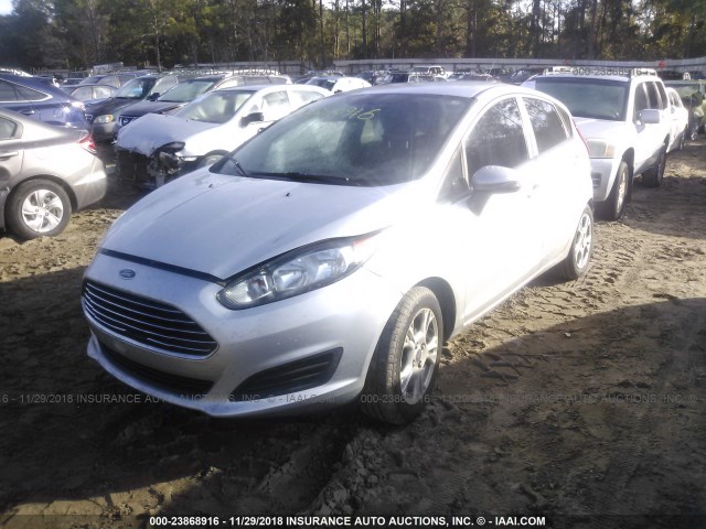 3FADP4EJ6FM130267 - 2015 FORD FIESTA SE SILVER photo 2