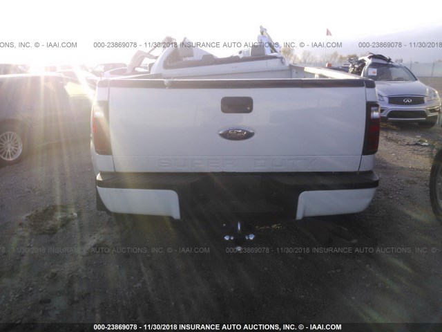 1FTXW42R58EA11445 - 2008 FORD F450 SUPER DUTY WHITE photo 8