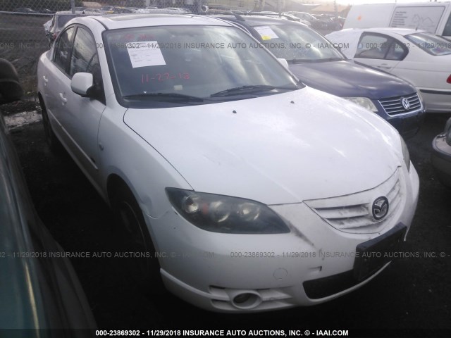 JM1BK323551271228 - 2005 MAZDA 3 S WHITE photo 1