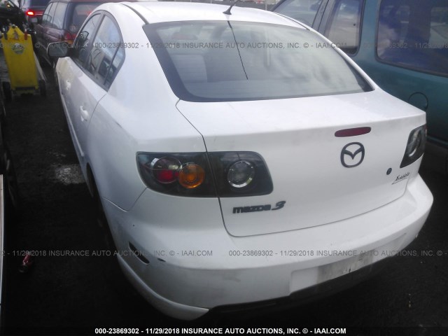 JM1BK323551271228 - 2005 MAZDA 3 S WHITE photo 3