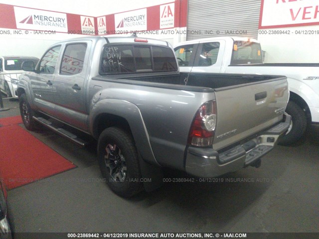 5TFJU4GN4EX057558 - 2014 TOYOTA TACOMA DOUBLE CAB PRERUNNER SILVER photo 3