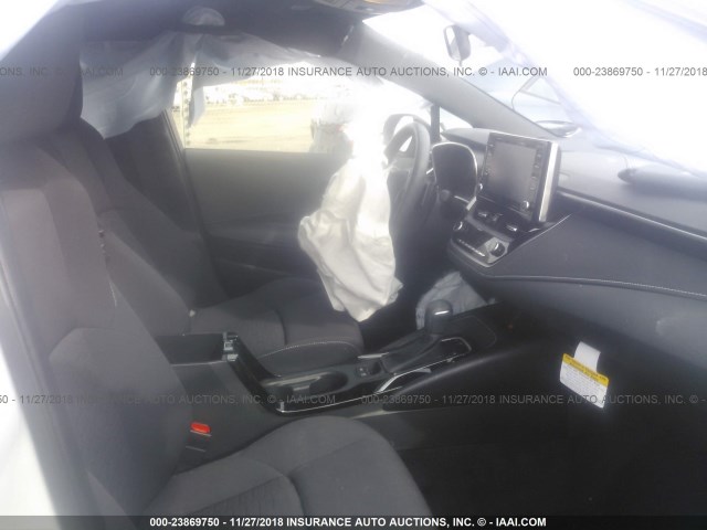 JTNK4RBE8K3008287 - 2019 TOYOTA COROLLA SE/XSE WHITE photo 5