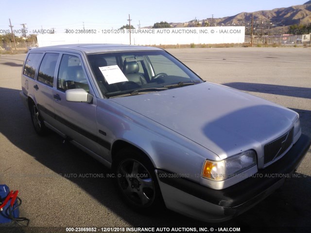 YV1LW5728V2314260 - 1997 VOLVO 850 T5 SILVER photo 1