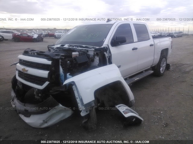 3GCUKPEC5JG349482 - 2018 CHEVROLET SILVERADO K1500 CUSTOM WHITE photo 2