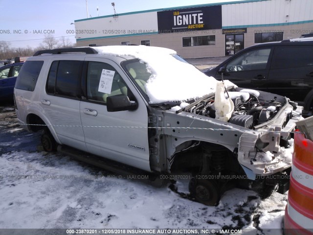 1FMEU73E67UA71776 - 2007 FORD EXPLORER XLT SILVER photo 1