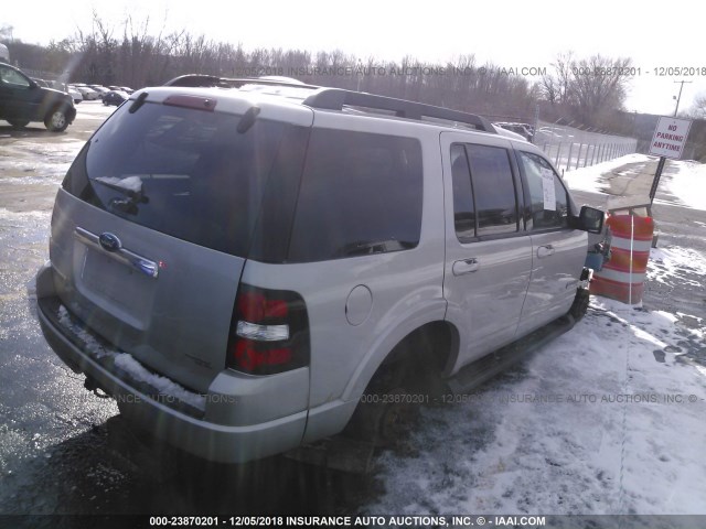 1FMEU73E67UA71776 - 2007 FORD EXPLORER XLT SILVER photo 4