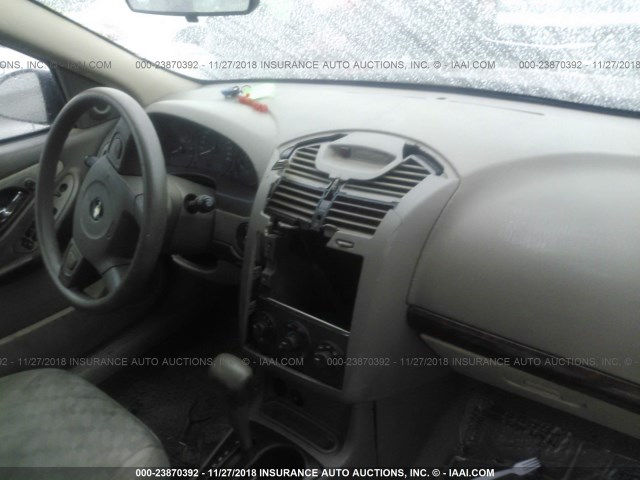 1G1ZT54865F181579 - 2005 CHEVROLET MALIBU LS RED photo 5