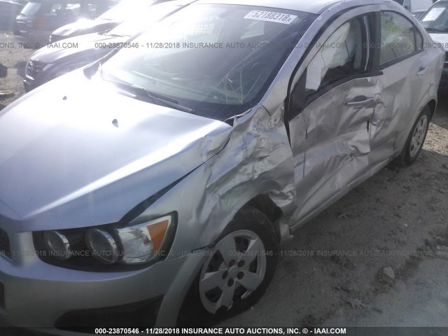 1G1JA5SH3E4234529 - 2014 CHEVROLET SONIC LS 银色 照片 6