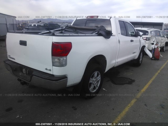 5TFUM5F15AX012298 - 2010 TOYOTA TUNDRA DOUBLE CAB SR5 WHITE photo 4