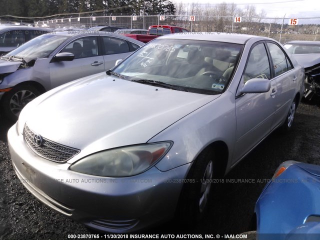 4T1BE32K23U758425 - 2003 TOYOTA CAMRY LE/XLE/SE SILVER photo 2