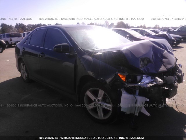 4T1BF1FK8EU736489 - 2014 TOYOTA CAMRY L/SE/LE/XLE 黑色 照片 1