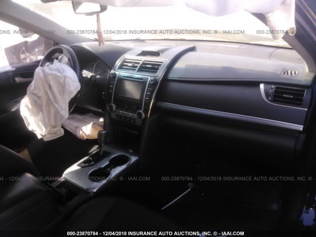 4T1BF1FK8EU736489 - 2014 TOYOTA CAMRY L/SE/LE/XLE 黑色 照片 5