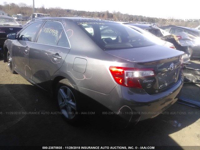 4T1BF1FK4EU320617 - 2014 TOYOTA CAMRY L/SE/LE/XLE Boz foto 3