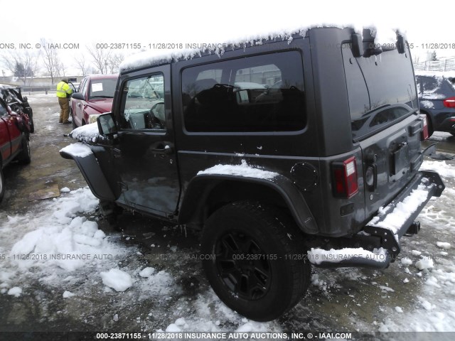 1C4AJWBG7GL163705 - 2016 JEEP WRANGLER SAHARA GRAY photo 3