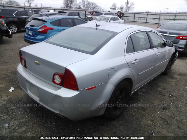 1G1ZB5E12BF251630 - 2011 CHEVROLET MALIBU LS ვერცხლისფერი ფოტო 4