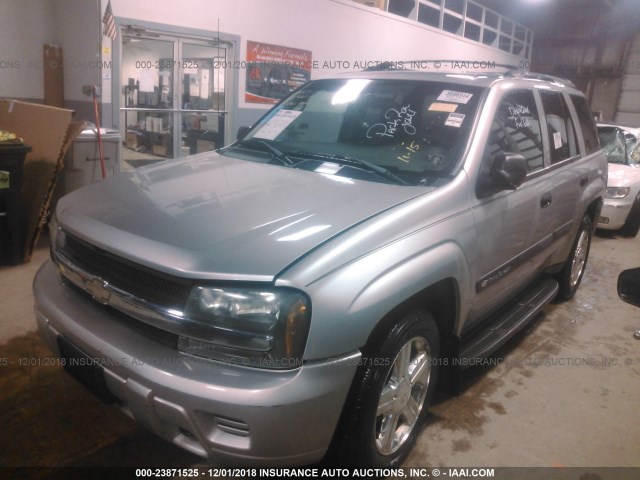 1GNDT13S942121431 - 2004 CHEVROLET TRAILBLAZER LS/LT SILVER photo 2