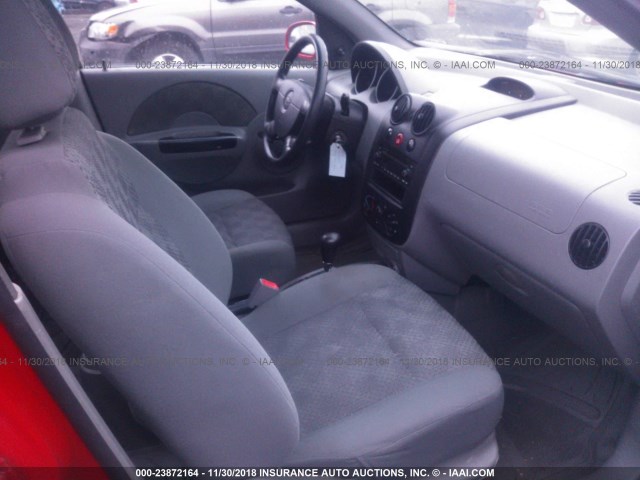 KL1TD52695B360757 - 2005 CHEVROLET AVEO LS RED photo 5