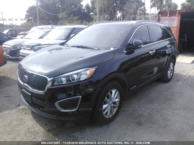 5XYPGDA50GG034567 - 2016 KIA SORENTO LX/L BLACK photo 2