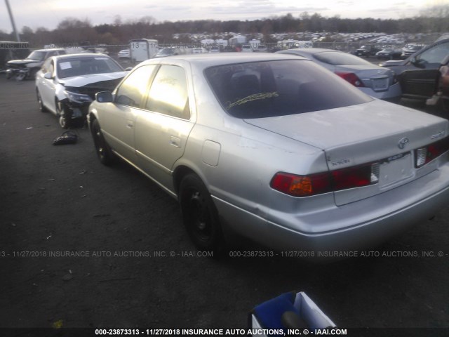 4T1BG22K31U026497 - 2001 TOYOTA CAMRY CE/LE/XLE Unknown photo 3