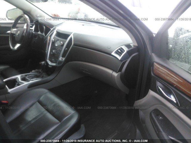 3GYFNDEY8BS572506 - 2011 CADILLAC SRX LUXURY COLLECTION GRAY photo 5