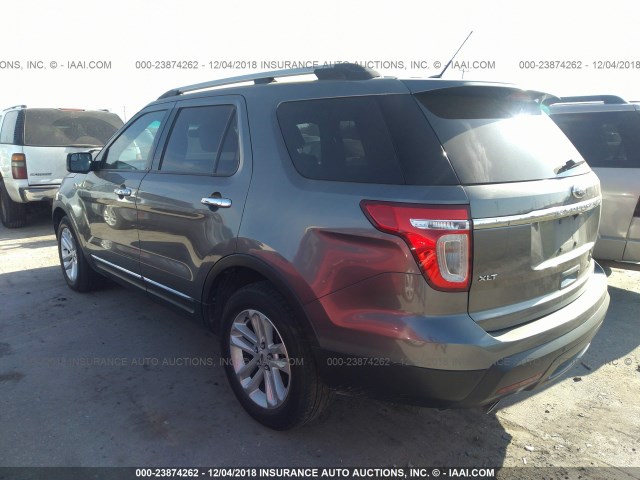 1FMHK7D83CGA31773 - 2012 FORD EXPLORER XLT GRAY photo 3