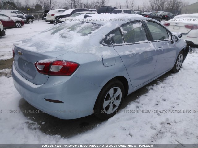 1G1BC5SM1J7152660 - 2018 CHEVROLET CRUZE LS Light Blue photo 4