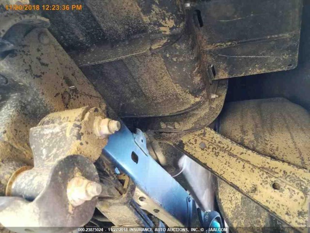 3TMCZ5AN0JM132698 - 2018 TOYOTA TACOMA DBL CAB/SR/TRDSPT/OR/PRO SILVER photo 17