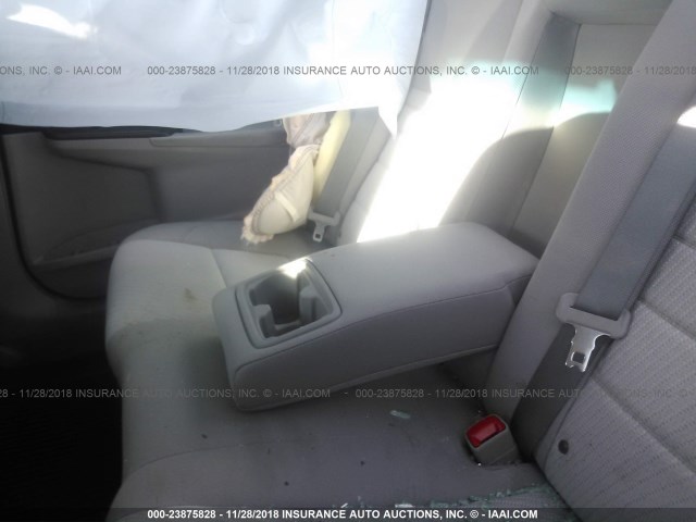 4T1BF1FK3HU637292 - 2017 TOYOTA CAMRY LE/XLE/SE/XSE 白色 照片 8