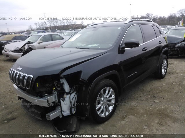 1C4PJLCB1KD205834 - 2019 JEEP CHEROKEE LATITUDE BLACK photo 2