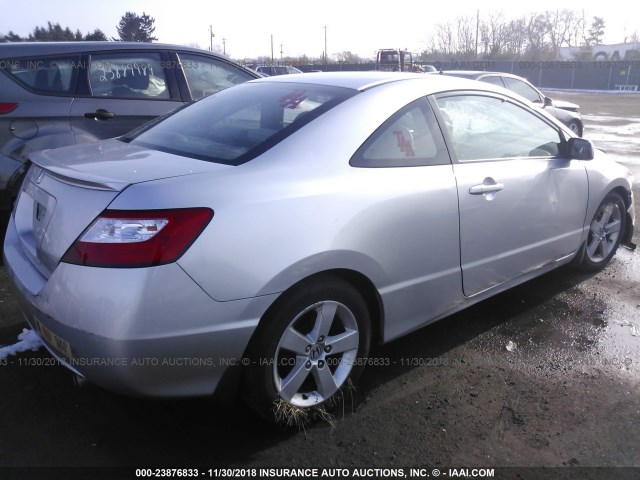 2HGFG12998H534565 - 2008 HONDA CIVIC EXL SILVER photo 4